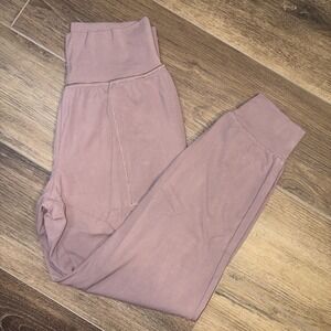 Athleta Women's Salutation Jogger Pants in Powervita in Flora Mauve Size Small